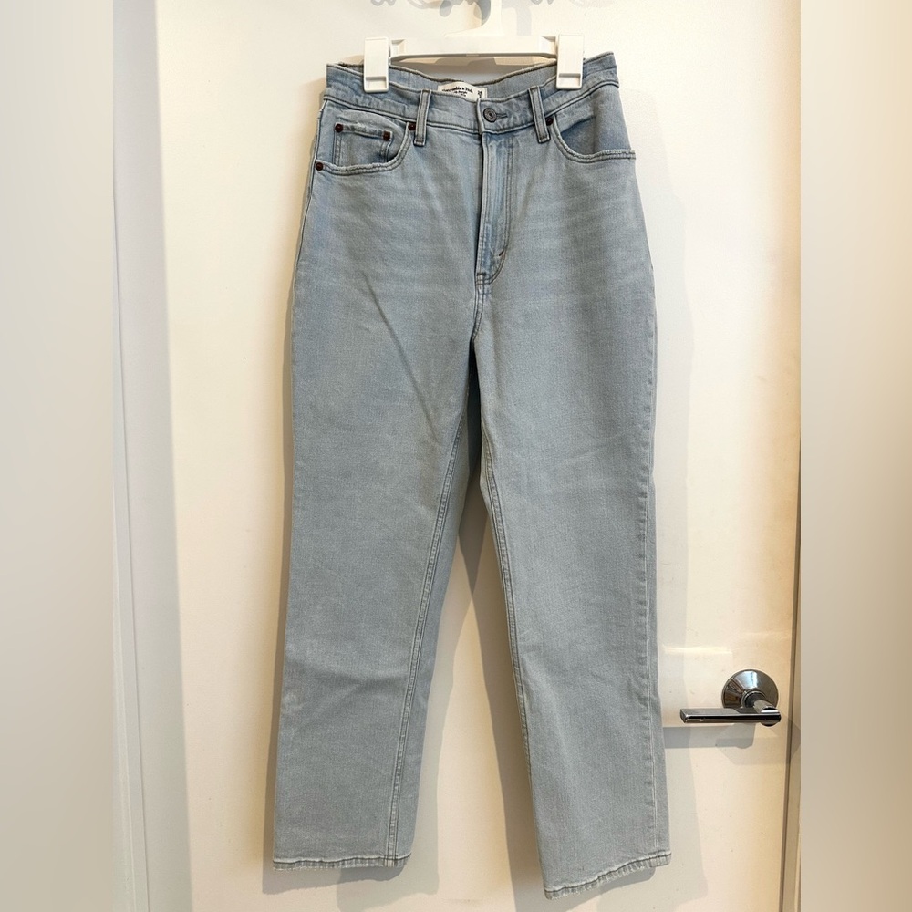 Abercrombie Ankle Straight Ultra High Rise Jean
